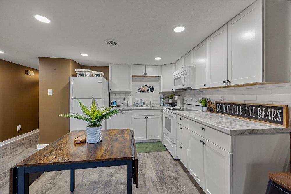 Bearadise Mountain Getaway