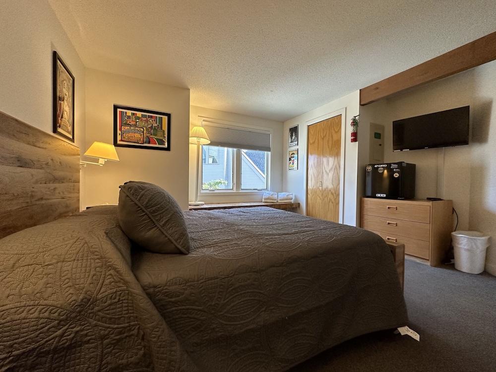 Fall Line Condos by Killington VR - Studios