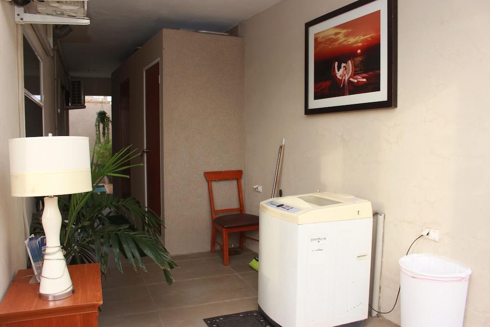 1-bed Apartment Sleeps 4 With Pool