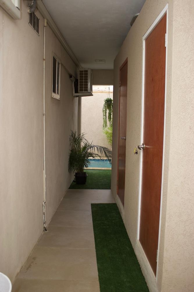 1-bed Apartment Sleeps 4 With Pool