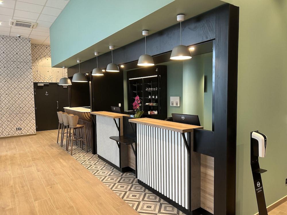 B&B HOTEL Dijon Valmy Toison d'Or