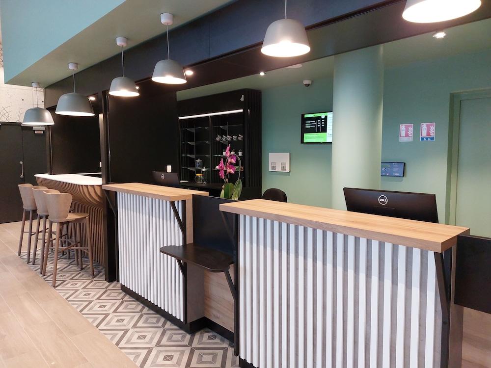 B&B HOTEL Dijon Valmy Toison d'Or