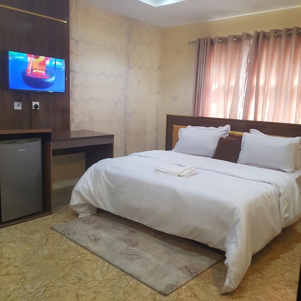 PRINAJ HOTEL & RESORT