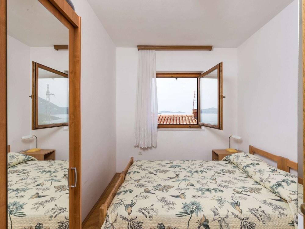 Apartments Kisic-three Bedroom Apartment With Sea View