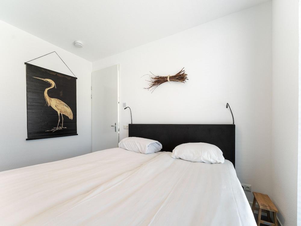 Attractive Villa in Zeewolde With Garden