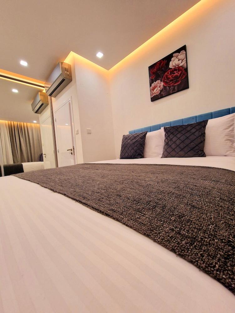 Sveltos Residence Suites