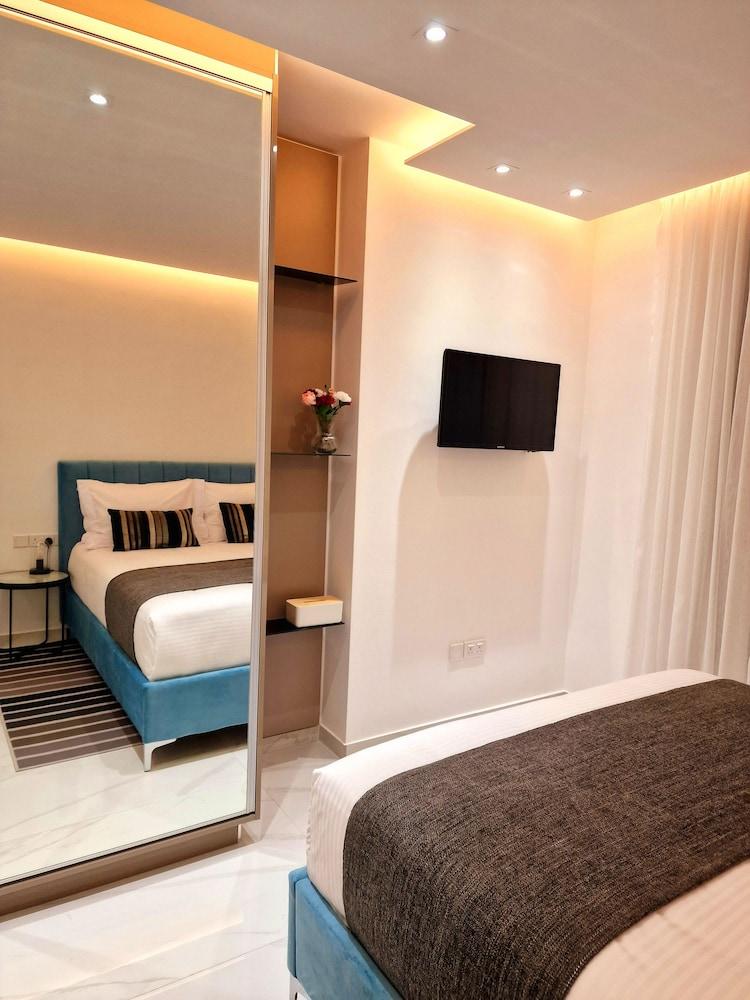 Sveltos Residence Suites