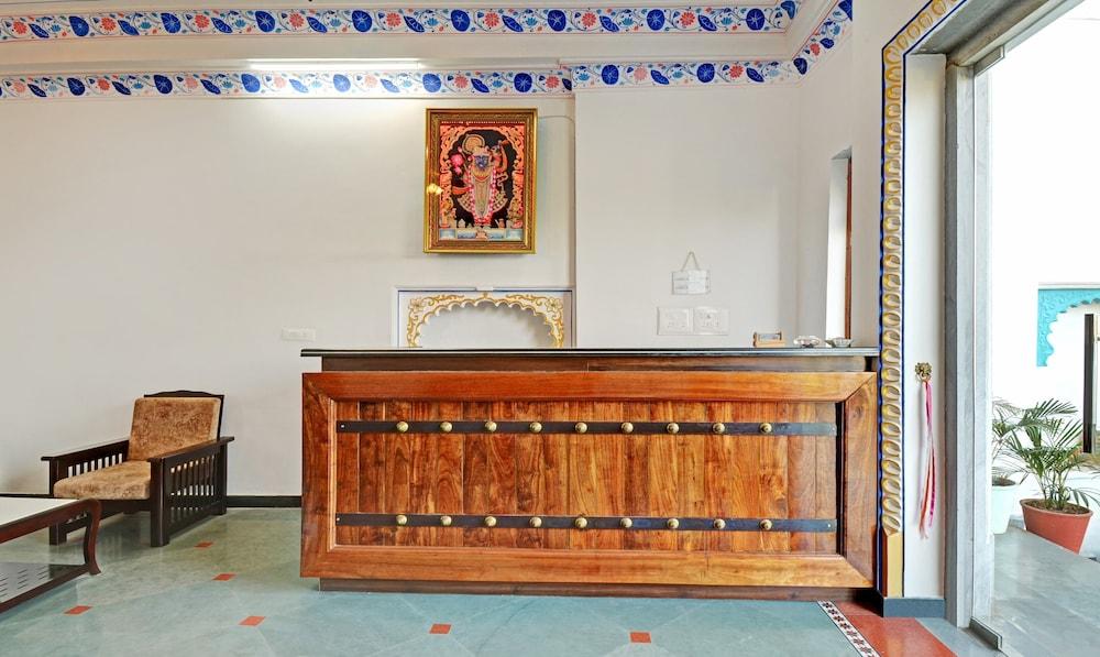 Treebo Khakhri Haveli