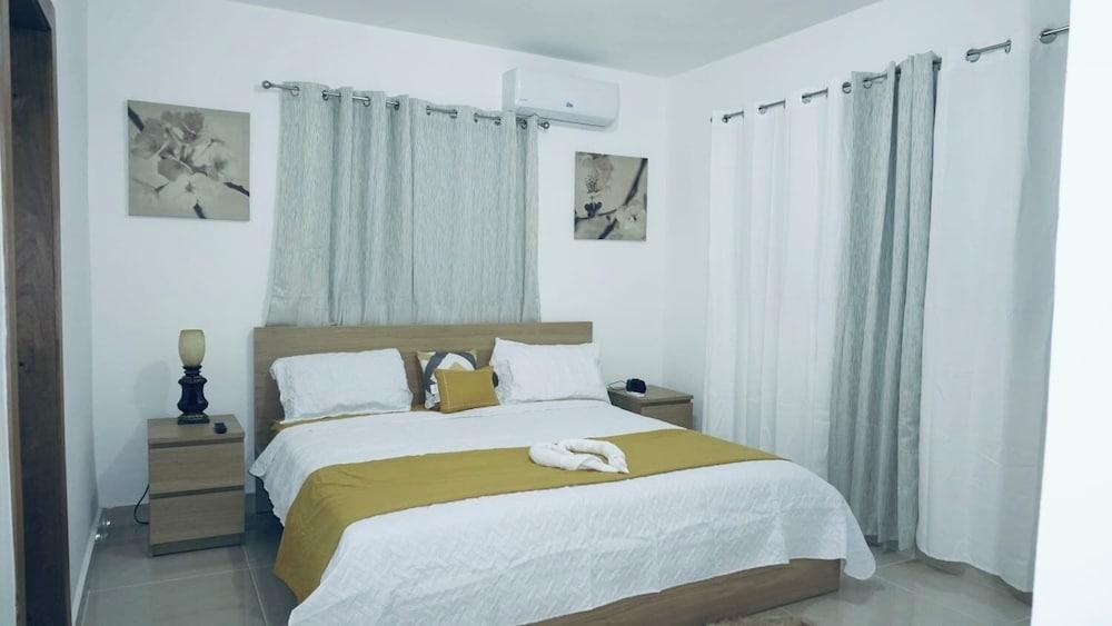 Confidence Luxurious Apartment