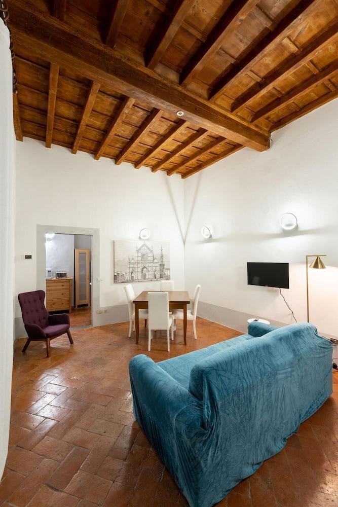 Toscanella Apartment