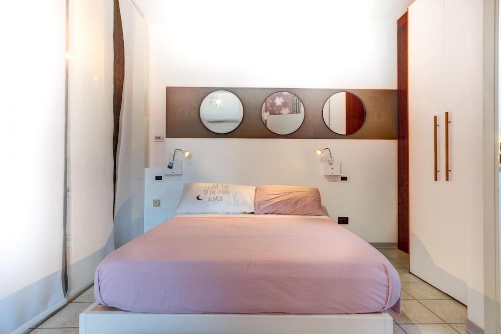 Massarenti 14 a Porta S Vitale by Wonderful Italy