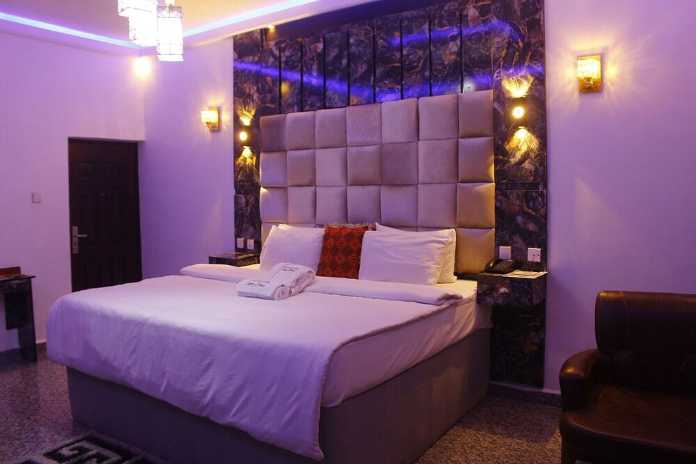 Eliana Elios Luxury Homes