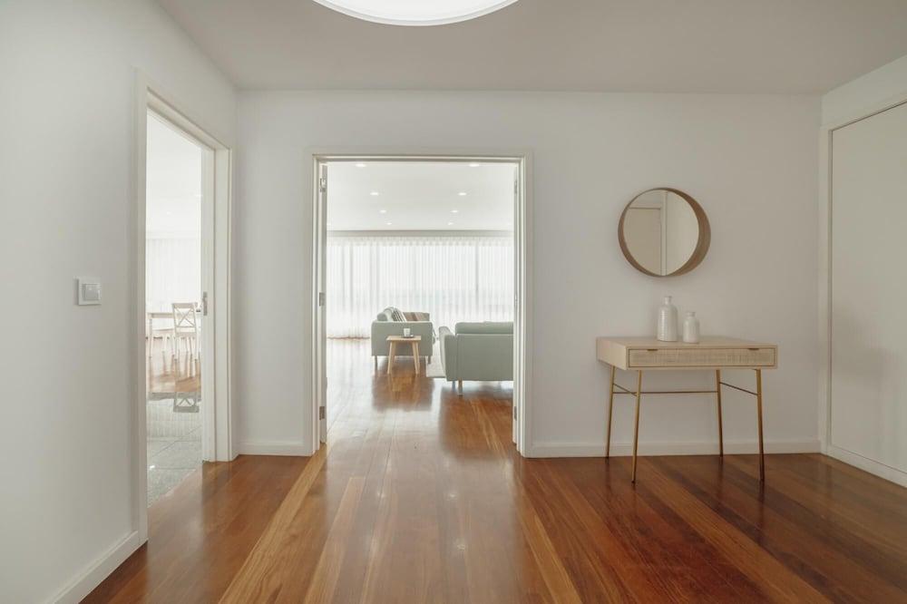 Modern Grand Seaside SEA View