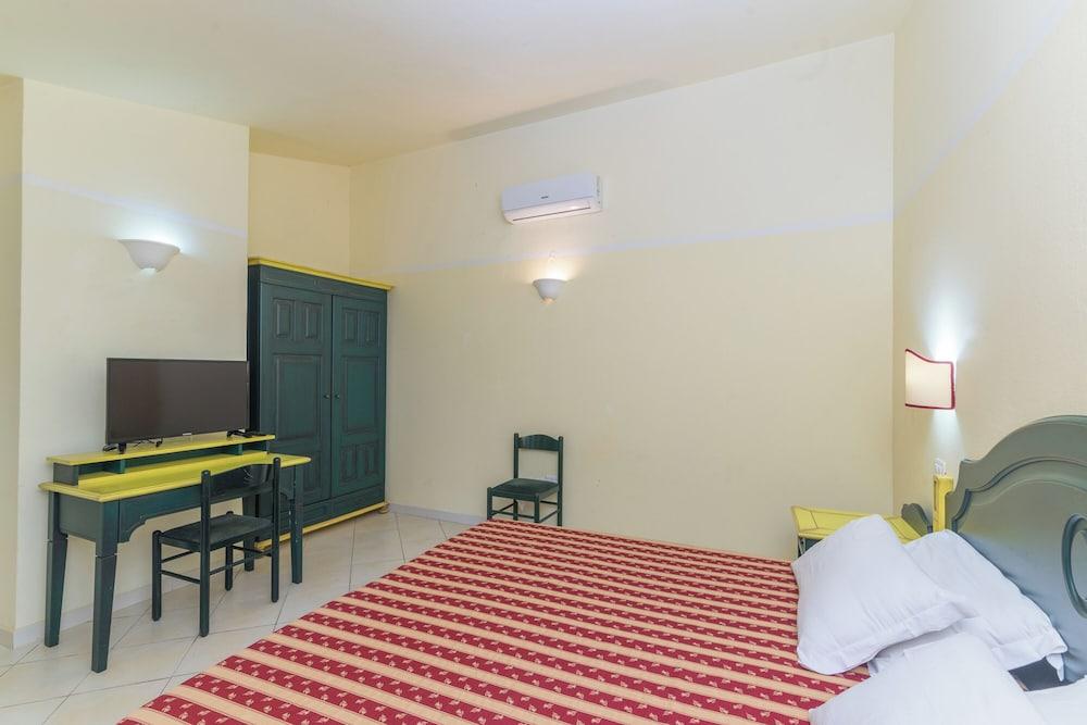 2 Ala Birdi Cottage 150m From The Beach