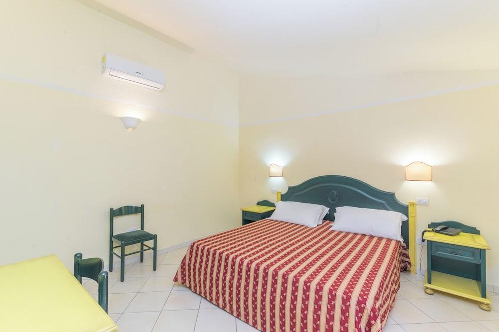 9 Ala Birdi Cottage 150m From The Beach