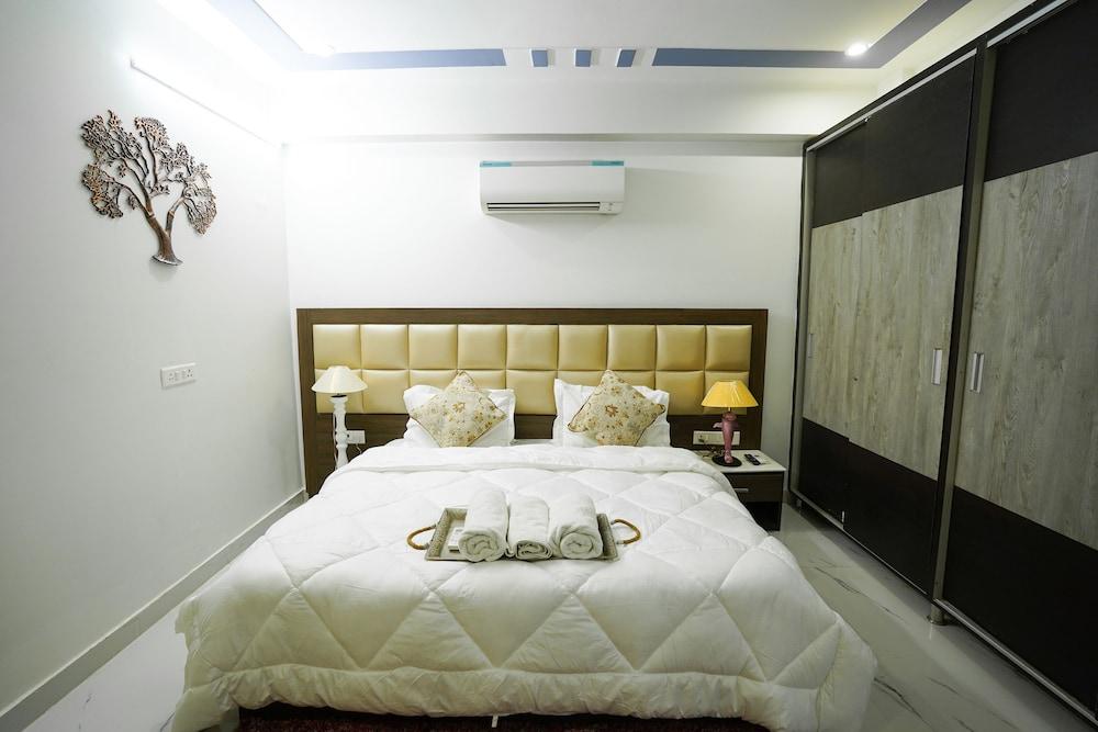 Lime Tree 2Bhk Serviced Apartment