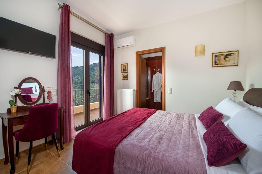 Serenity River Villa