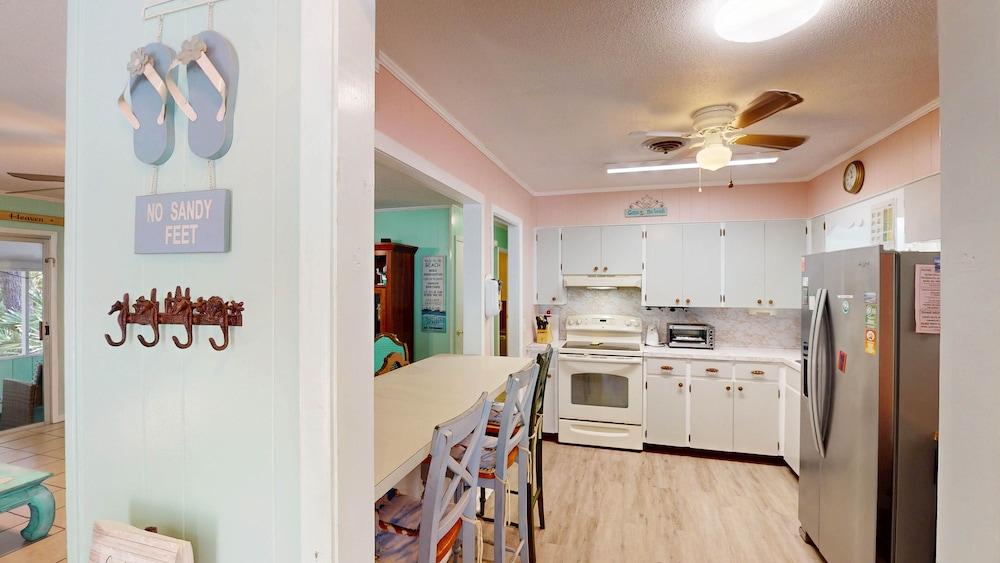 A Hidden Gem Duplex 2 Bedroom Duplex