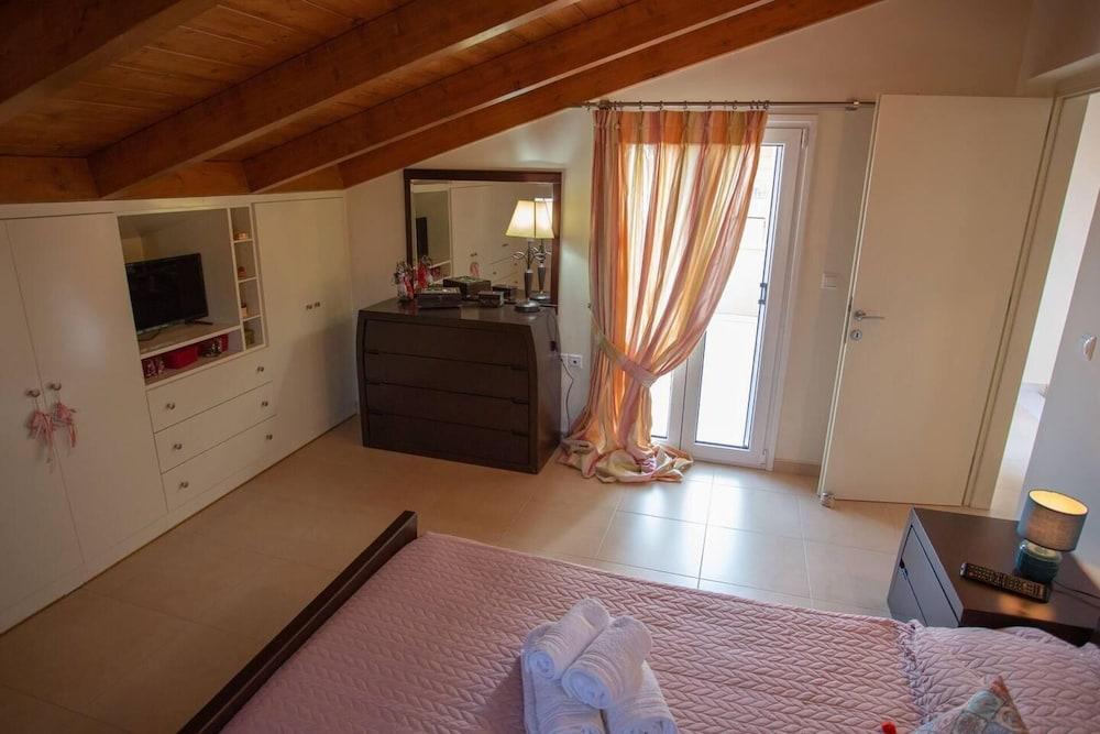 Fou's 3-bed Villa in Nafpaktos