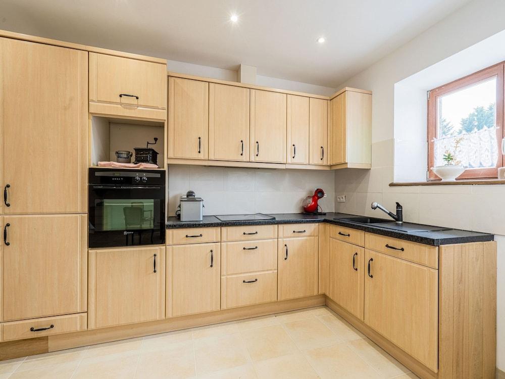 Cozy Chalet With Garden