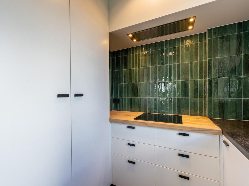 Peaceful Villa With Pond