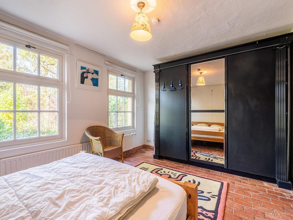 Holiday Home Het Zuidgoed With Garden