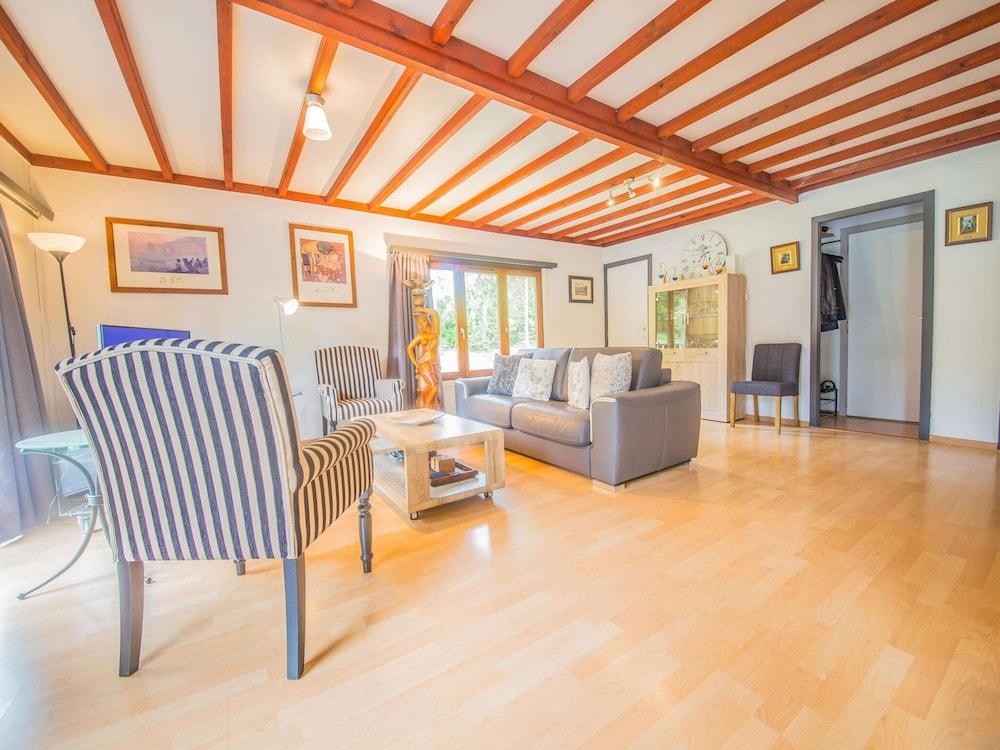 Chalet in Rendeux With Garden