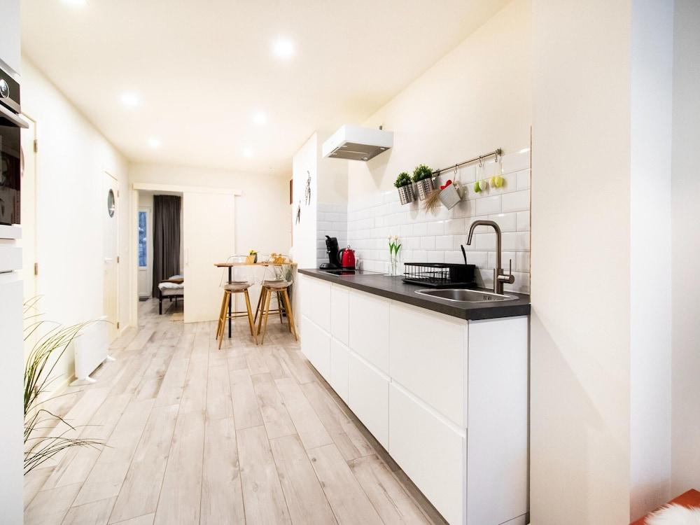 Sunny Ground Floor Escape