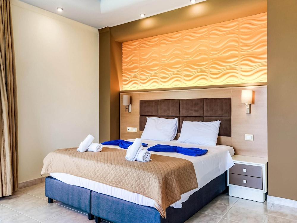 Beautiful Holiday Home With Private Pool