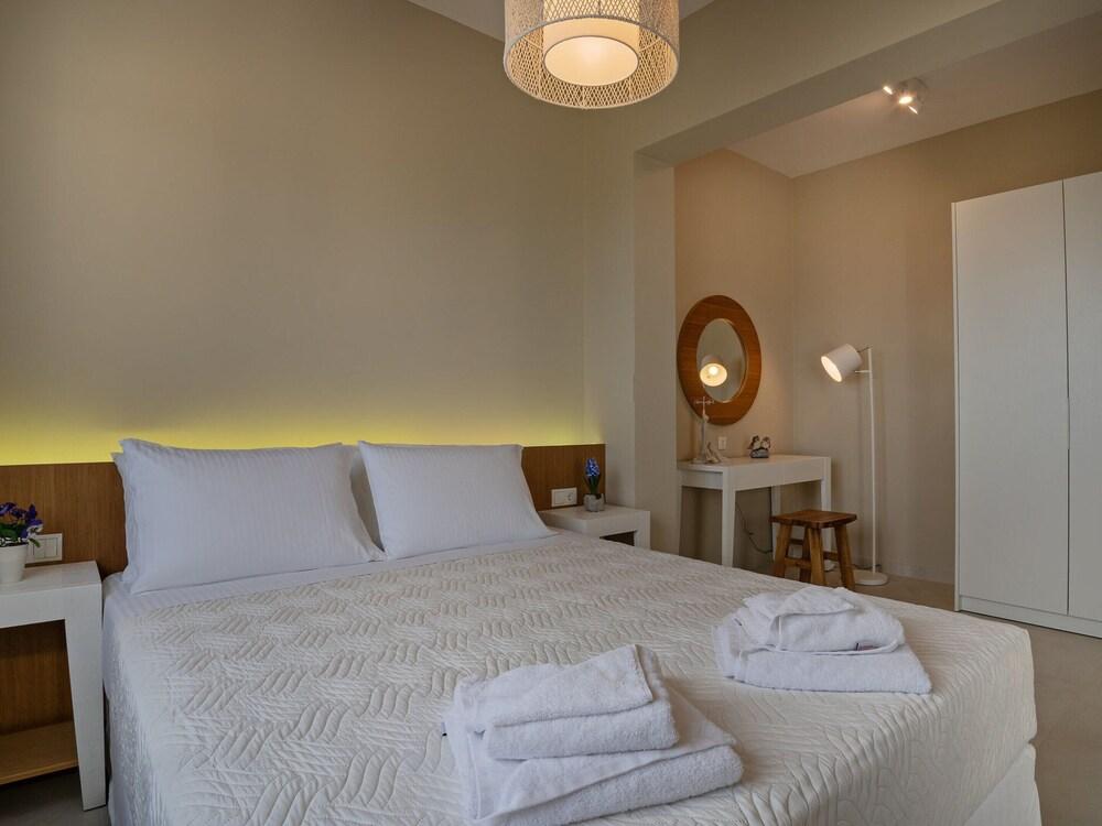 Modern Villa With Private Pool in Plakias