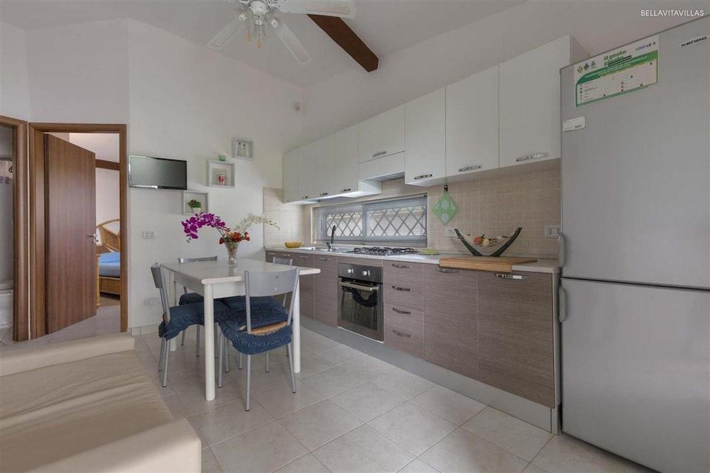 2339 Trilo Imma by Barbarhouse