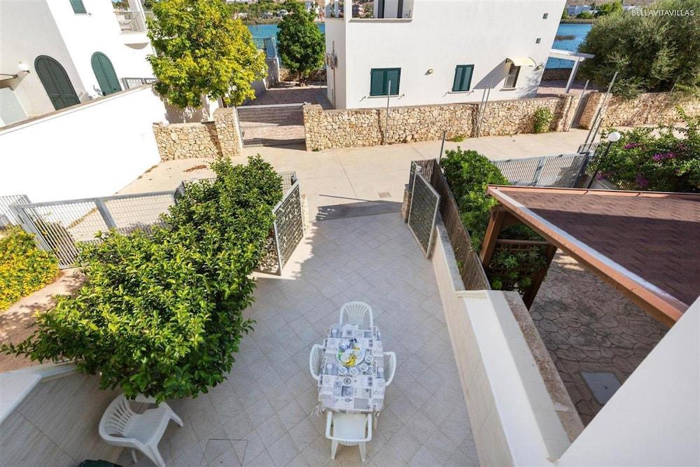 2091 Villino Tropical