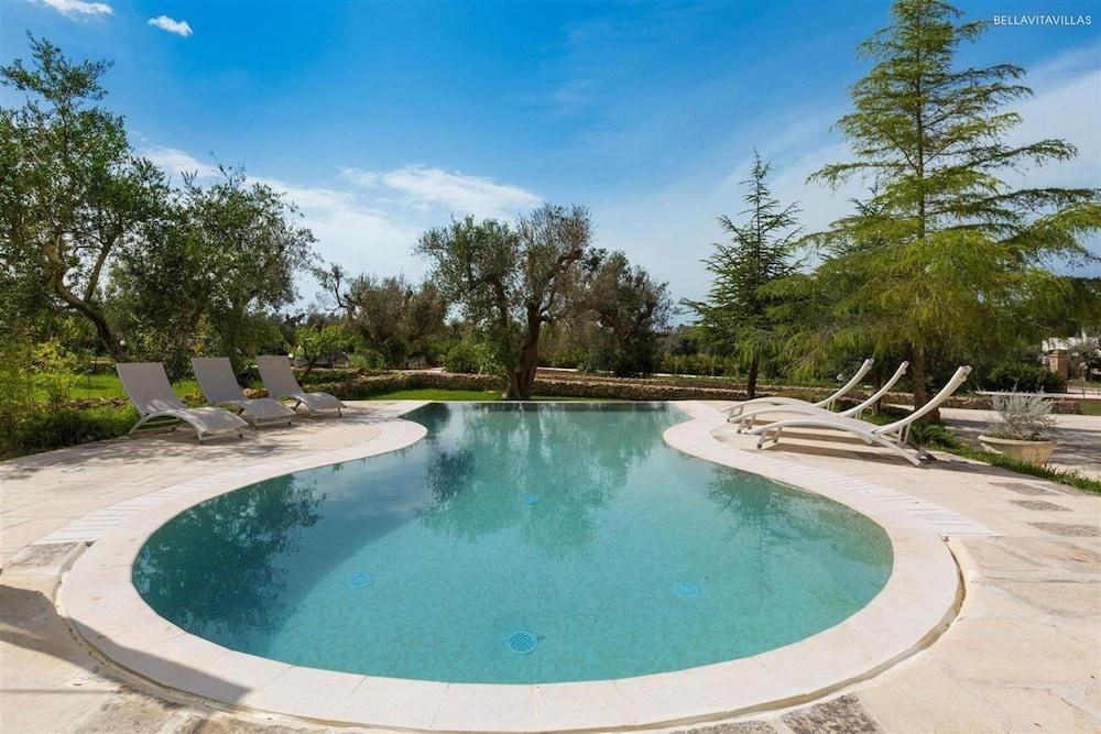 1173 Villa Satis in Casarano