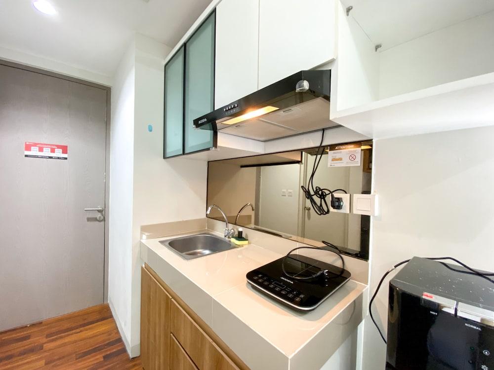 Modern Look And Warm Studio At Vasanta Innopark Apartment