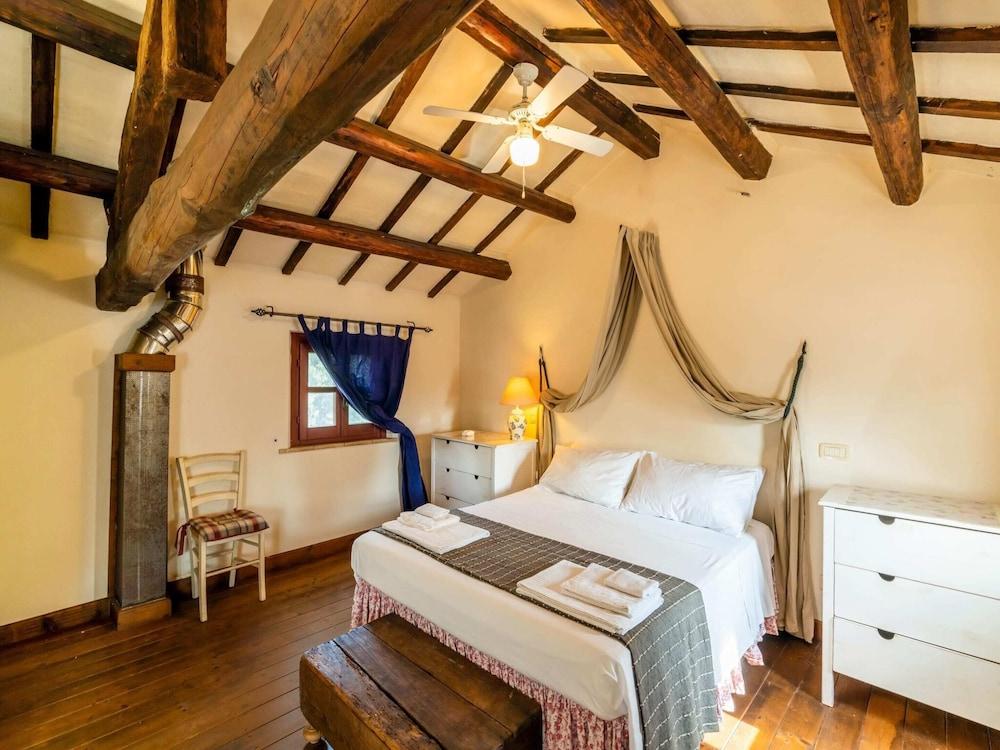 Belvilla by OYO Villa Osimo