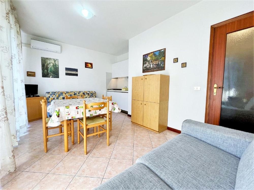 Belvilla by OYO Bora 14F Mono