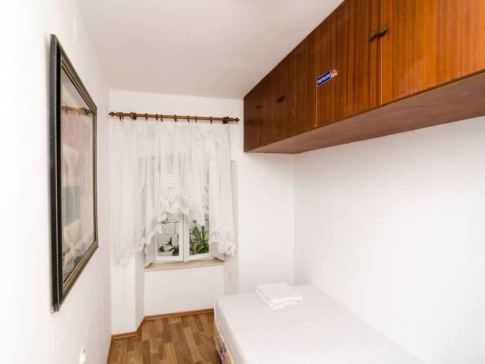 Apartment La Marina - Triplex Three Bedroom Apartment