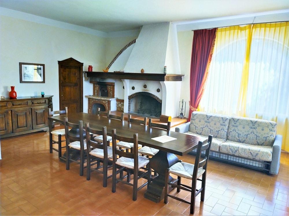 Tuscany Escape With Pool