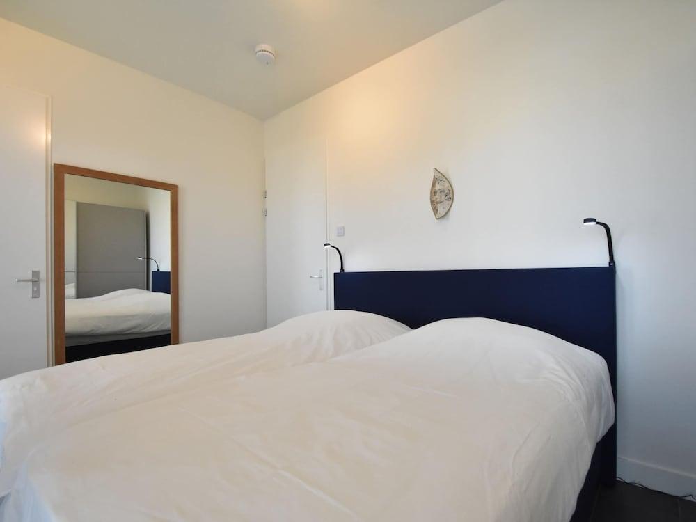 Villa in Zeewolde Near Veluwemeer Lake