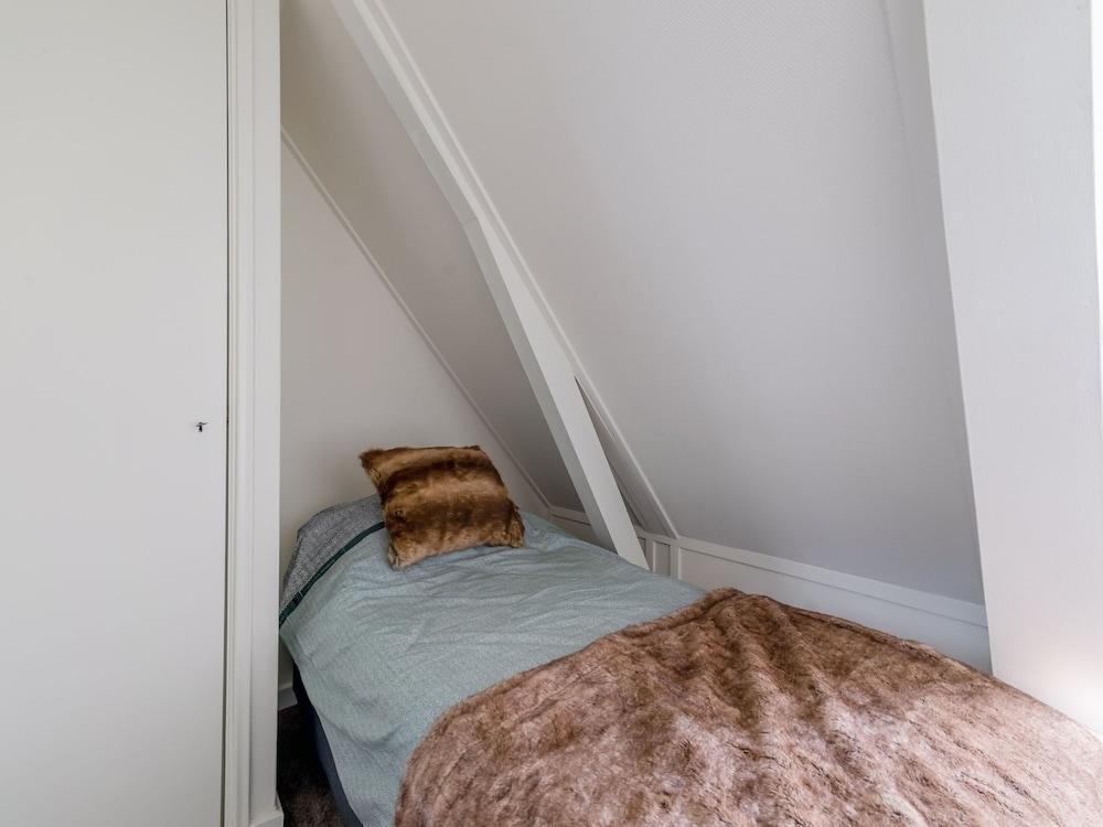 B&B Farm in Grutsk Suwald With Private Harbour