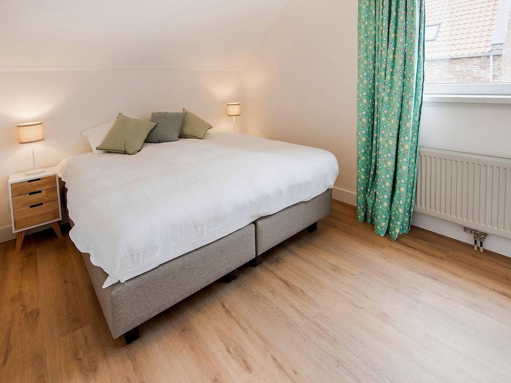 Villa in Cadzand Surrounded by Nature, Near Knokke