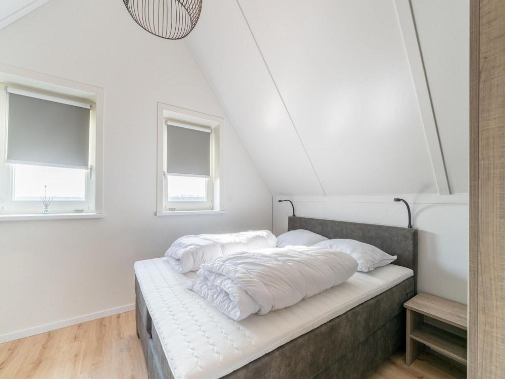 Holiday Home in Scherpenisse Near Oosterschelde