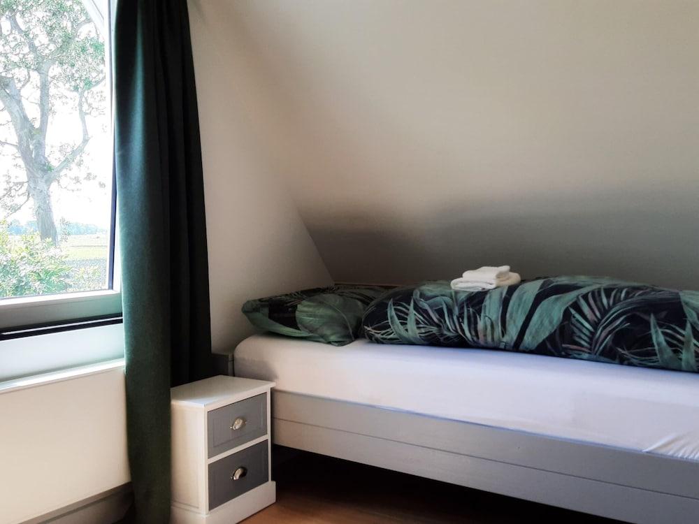 Stylish Holiday Home by the sea