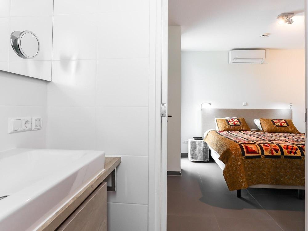 Seaside Getaway With a Beautiful Garden