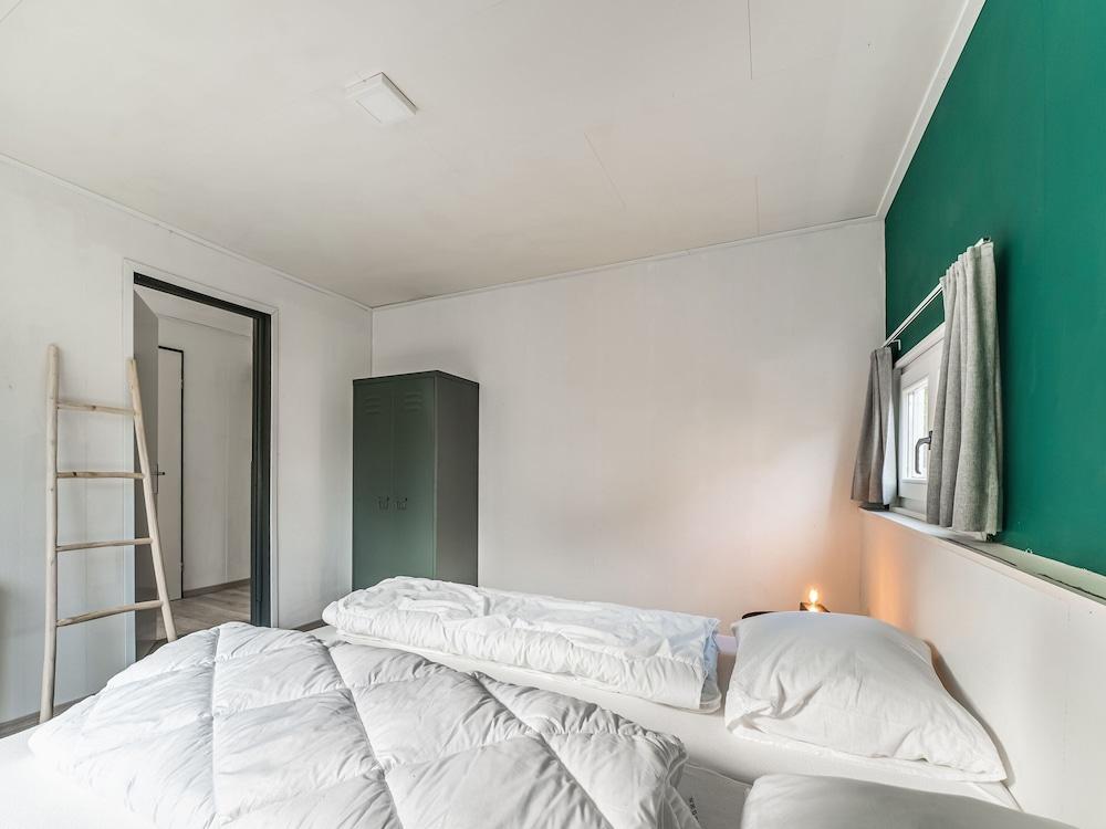 Charming Holiday Home in Kaatsheuvel Near Efteling