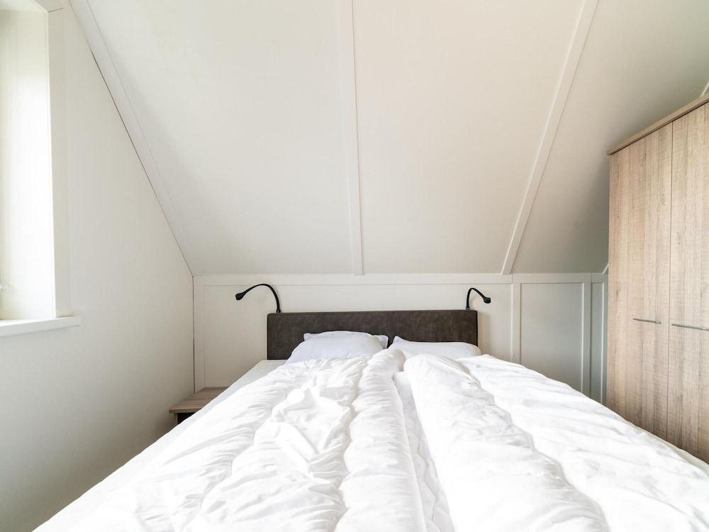 Zeeland Getaway Near Beach