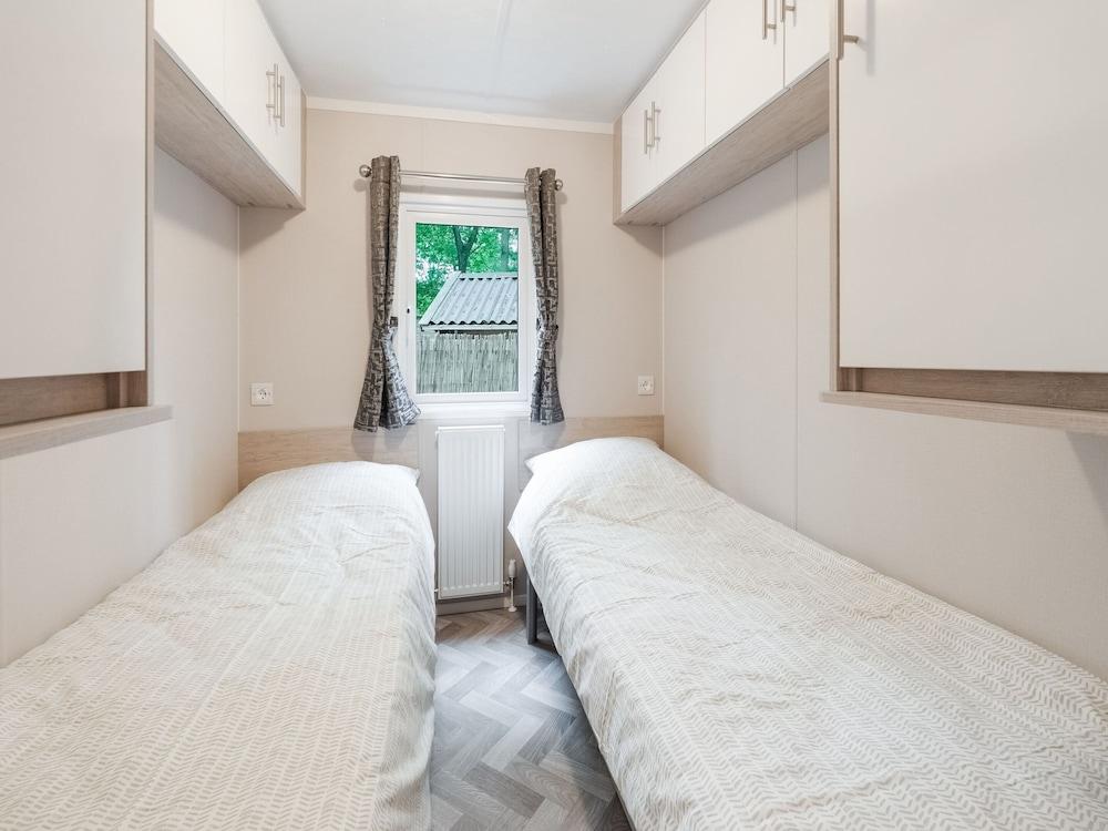 Chalet in the Woods With Pool