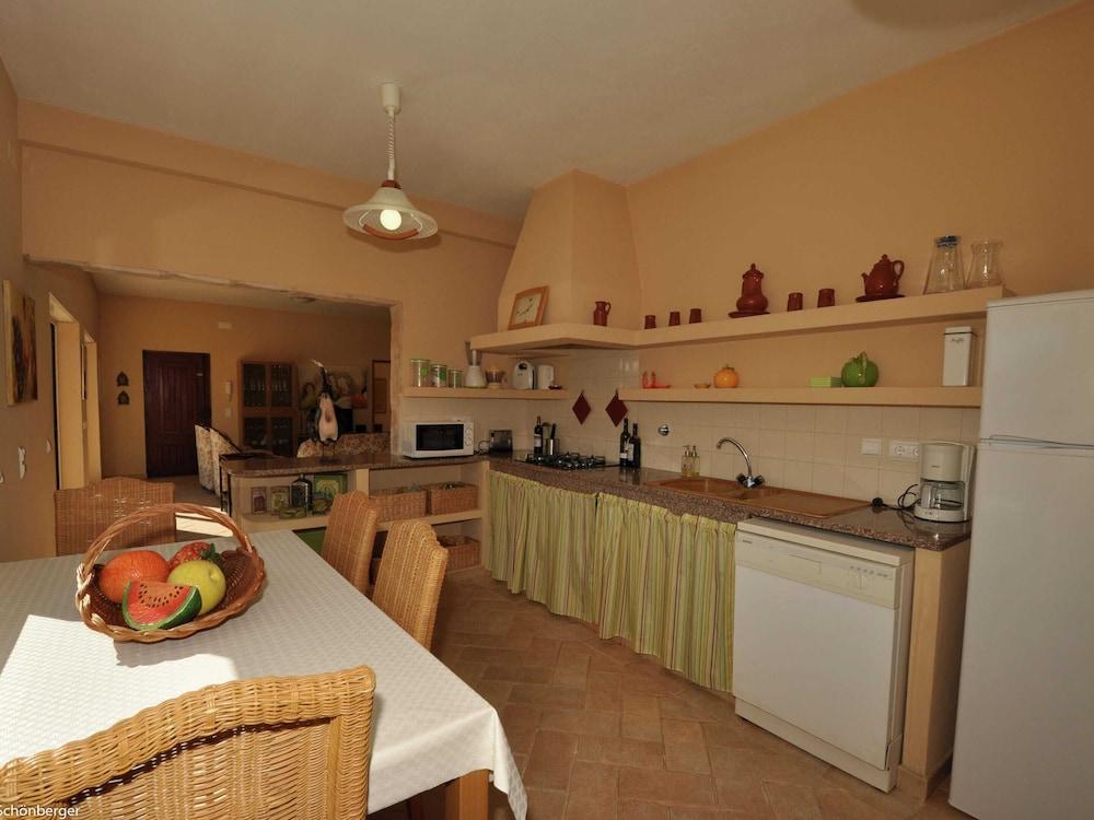 Villa in Algarve With Private Pool