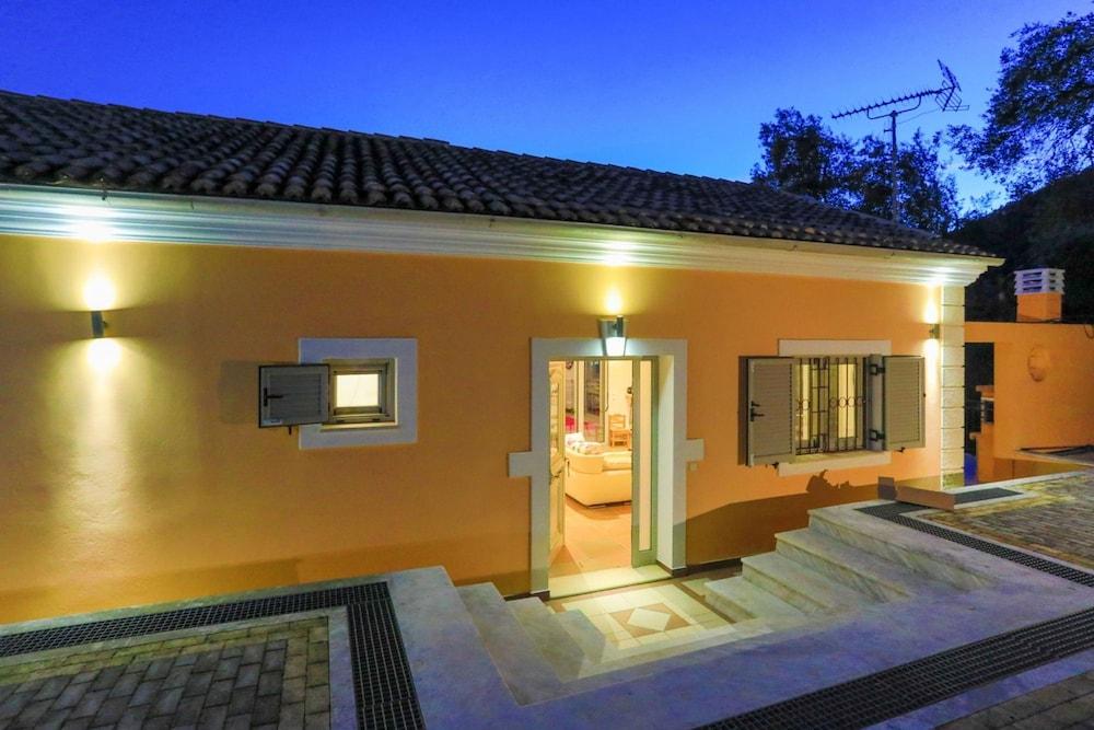 Villa Kalamia in Kalami