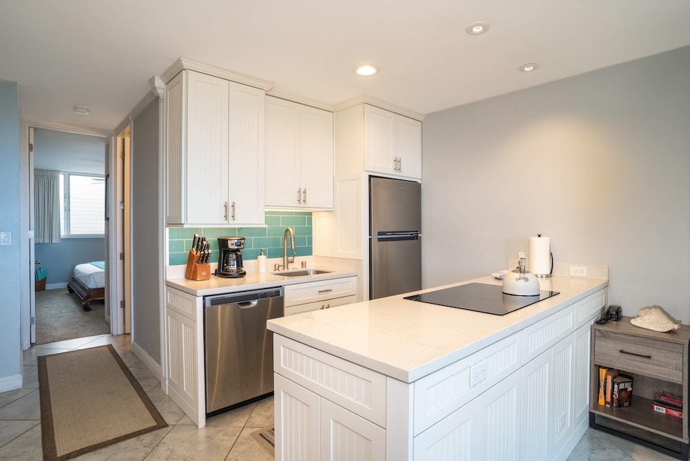 Hale Kai 115 1 Bedroom Condo